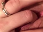 milf fingers self freakysamantha