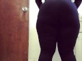 Sexy bbw jiggling ass in leggings