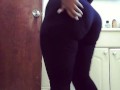 Sexy bbw jiggling ass in leggings