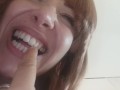 ti umilio! meriti solo rutti e puzze in faccia!