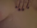 Chubby hottie plays with herself in the bath