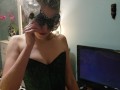 Mylie Blonde fetish de fumeuse et langage vulgaire