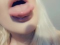 drooly tongue