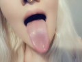 drooly tongue