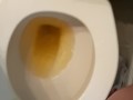 Messy Pee Splashing Everywhere