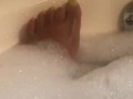 Ebony bbw feet and pussy in bath tub