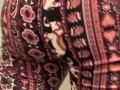 Booty jiggle in those pattern leggings close up