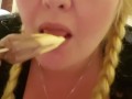 Cute bbw licks, sucks and eats a messy popsicle!