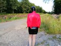 Mj se ballade en forêt