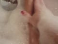 piedi e schiuma