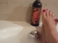 piedi e schiuma