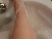 piedi e schiuma