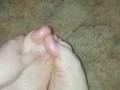 Bendy toes need oiled up
