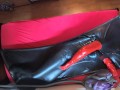 Mit Demask Torpedo Tit Catsuit im Vakuumbett mit Handschuhe
