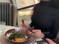 Публичная маструбация с Ловенс Луш в такси и в ресторане