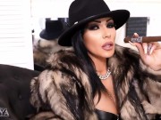 Mistress Kennya in fur with a sigar
