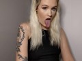Super Long Tongue Show Off 