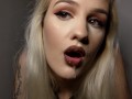 Super Long Tongue Show Off 