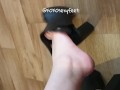 Foot heel play