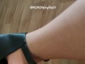 Foot heel play