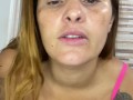 LOIRA RABUDA FUMANDO