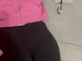 he comes to cum on my leggings and leaves