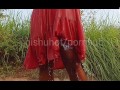 Sri lankan village girl bathing කැලේ ඇලට ඇගහොදන්න ගිය එහා ගෙදර අක්කා