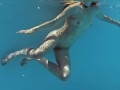 Curly hair Fernanda super flexible babe underwater