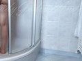 "Chi vuole venire...a lavarmi la schiena?" 🚿💦🚿 Sotto la doccia - Amatoriale italiano
