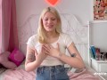 Ersties - Sexy Blonde Lizzy Gets Off With Dildo