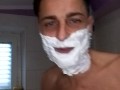 Mi faccio la barba è vi svelo un segreto che è più forte di un orgasmo