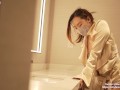 Horny Lady Goes To An Event And Masturbate In The Venue Bathroom! 性感名媛晚宴公厕自慰出水