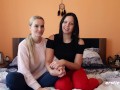 Ersties - Julia und Victoria fingern und lecken sich zum Orgasmus