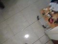 Encuentro a mi Hermanastra Tetona limpiando su Cuarto