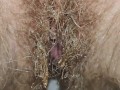 Natural hairy pussy pissing with menstrual cup inside 💦 Close up