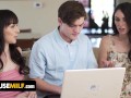 Freeuse Milf - Lucky IT Guy Helps Gorgeous Babes Setup Their Laptop While They Suck His Cock