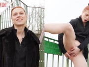 Ersties - Sarah K liebt den Nervenkitzel beim Masturbieren in der Öffentlichkeit