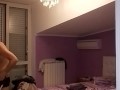 Faccio le pulizie di casa nudo parte 1