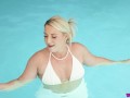 Voluptuous Irich Essie Flashed Her Big Boobs While In The Pool