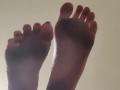 Giantess with dirty feet smashing a little man