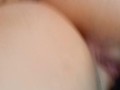 Heisse MILF mit kleinen TITTEN masturbiert bis sie kommt! Ihre MUSCHI ist cremig! + WICHS COUNTDOWN!