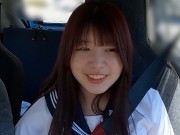 女子アナ志望かすみちゃん①セーラー服着せて車内でペロペロフェラと乳首舐め手コキ、運転中もペロペロしこしこ！