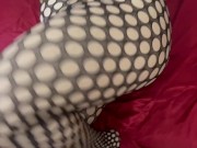 Fumando hierba con mi hijastra nos ponemos cachondos tenemos sexo duro y salvaje