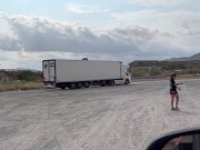 Recojo a Española Haciendo autoestop y SE Masturba para MI