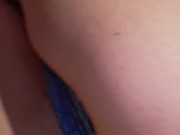 Me excita mover mi culo para luego masturbarme