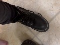 Boot try-on + toe wiggling