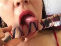 Claudia Valenzuela con sexy lencería roja, chupa y juega con su sextoy