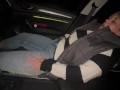 Selbstbefriedigung im Auto klitoris reiben geil satisfyer Orgasmus stöhnen feucht