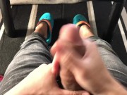 仕事前にデカくて、厚い包茎チンポをしこりたくなったの。気持ち良かったよ。