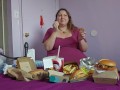 Klairvayzer Indulges in Fast-Food Face Stuffing